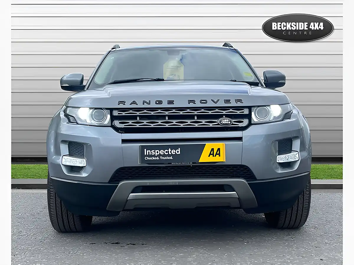 Used 2013 Land Rover Range Rover Evoque Pure Grey - Interior and Exterior details 8