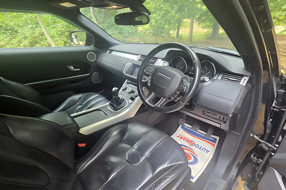Used 2013 Land Rover Range Rover Evoque Pure Tech Black - Interior and Exterior details 14