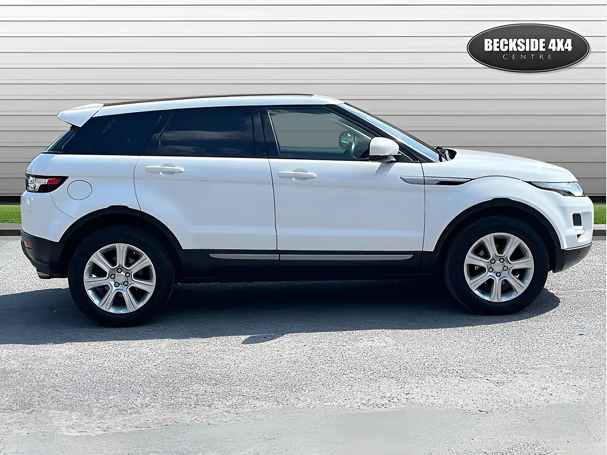 Used 2013 Land Rover Range Rover Evoque Pure Tech Fuji White - Interior and Exterior details 2