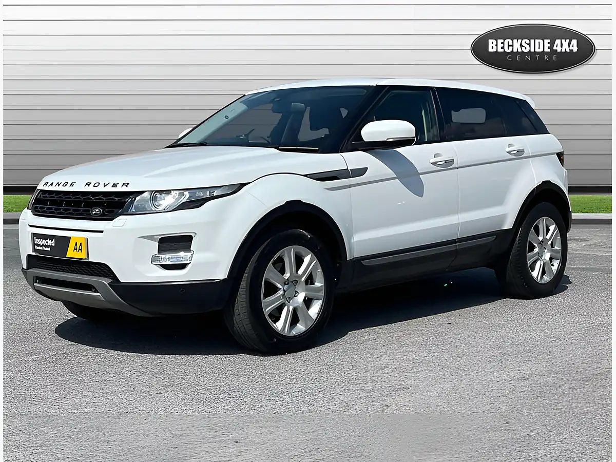 Used 2013 Land Rover Range Rover Evoque Pure Tech Fuji White - Interior and Exterior details 5