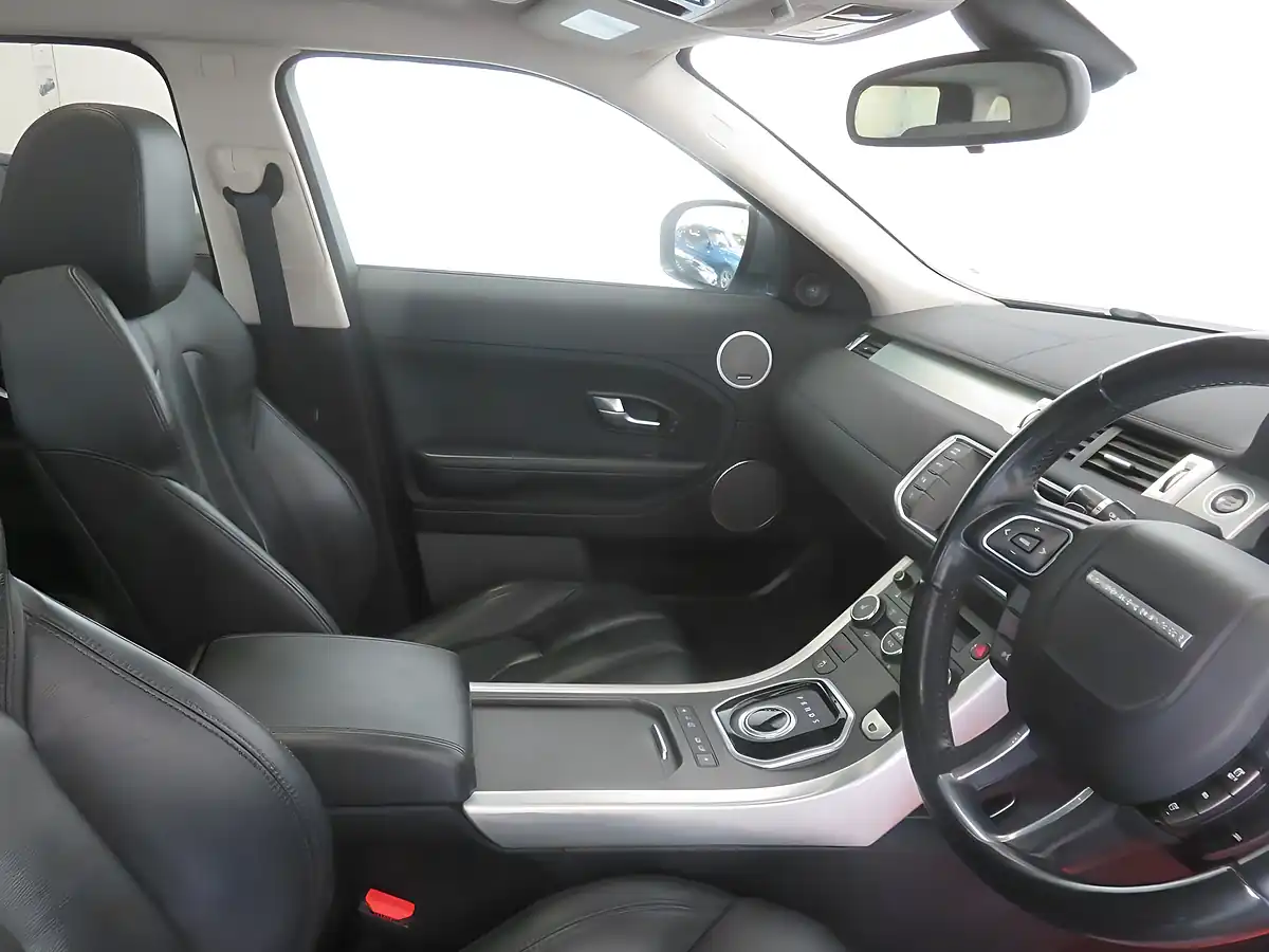Used 2013 Land Rover Range Rover Evoque Pure Tech Grey - Interior and Exterior details 13