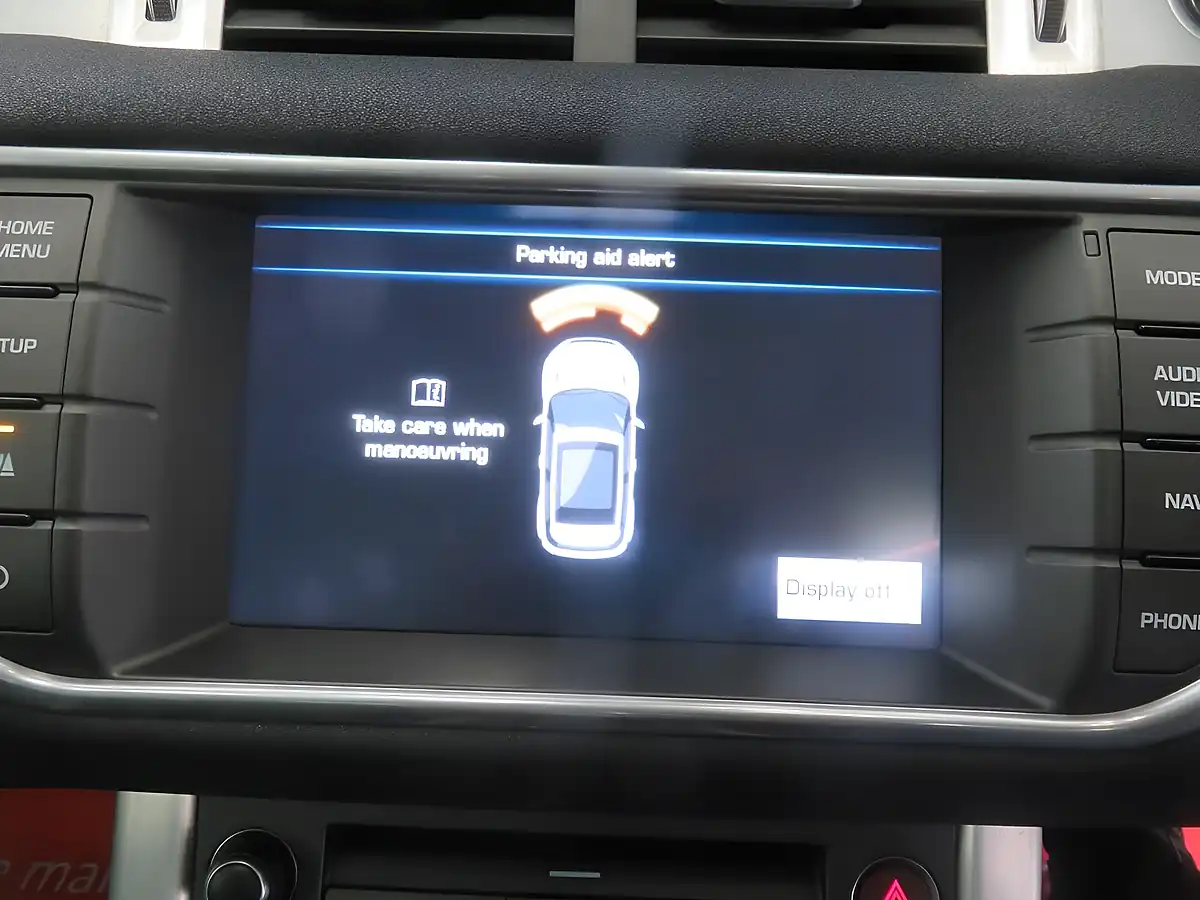 Used 2013 Land Rover Range Rover Evoque Pure Tech Grey - Interior and Exterior details 14