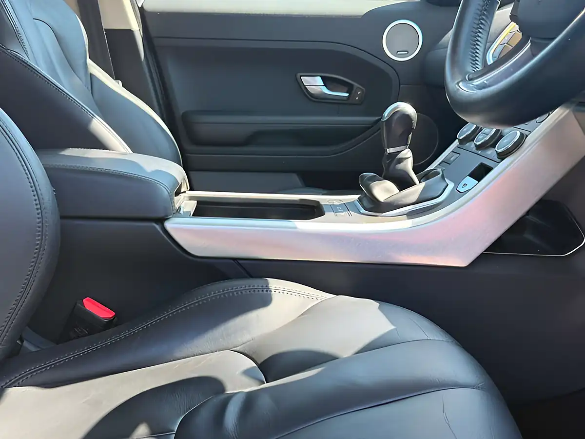 Used 2013 Land Rover Range Rover Evoque Pure Tech Indus Silver - Interior and Exterior details 13