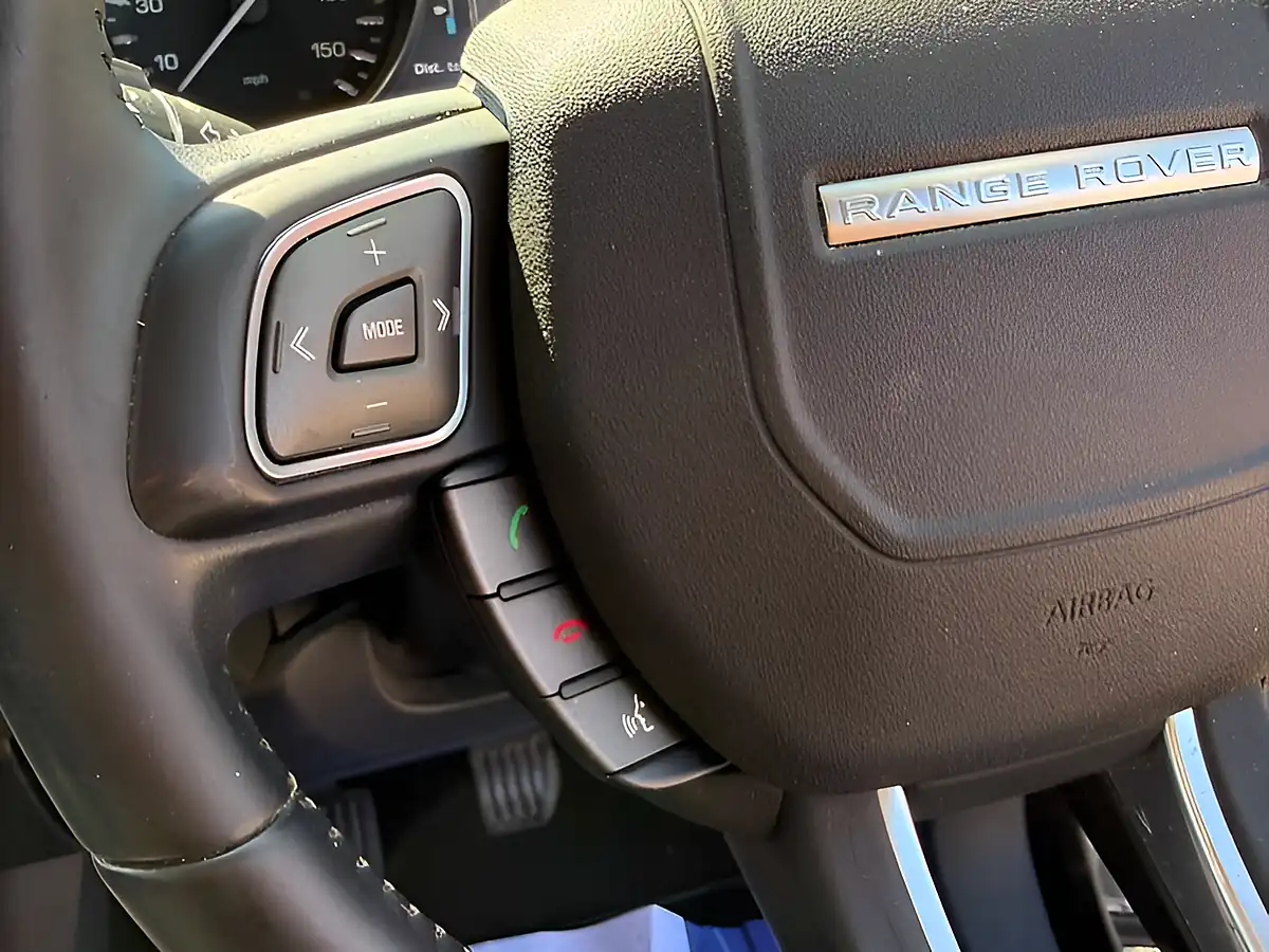 Used 2013 Land Rover Range Rover Evoque Pure Tech Indus Silver - Interior and Exterior details 18