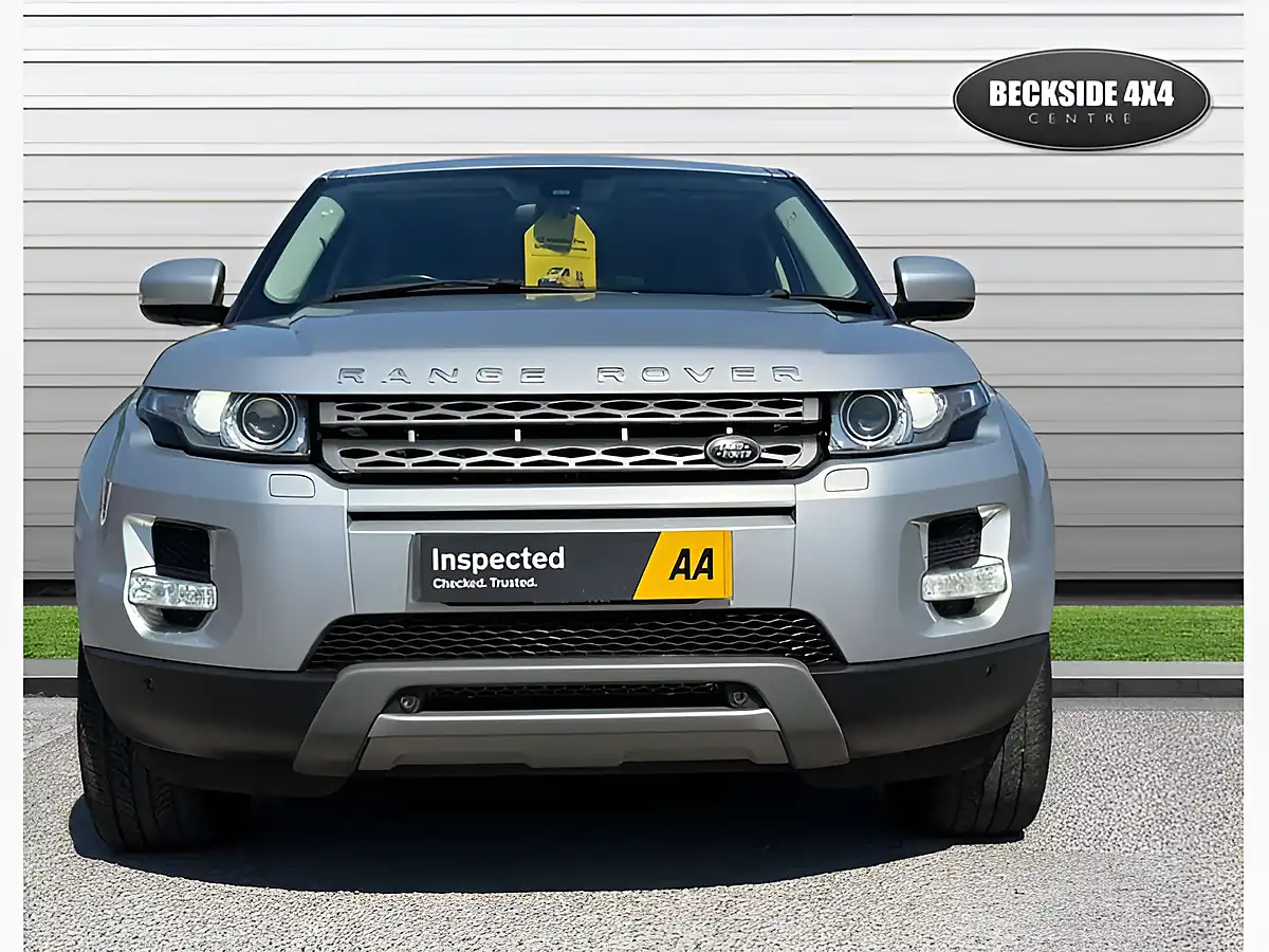 Used 2013 Land Rover Range Rover Evoque Pure Tech Indus Silver - Interior and Exterior details 8