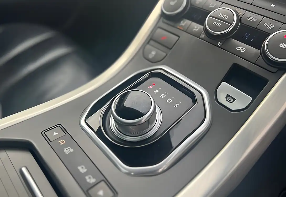 Used 2013 Land Rover Range Rover Evoque Pure Tech Santorini Black - Interior and Exterior details 12