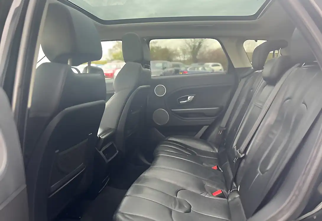 Used 2013 Land Rover Range Rover Evoque Pure Tech Santorini Black - Interior and Exterior details 17