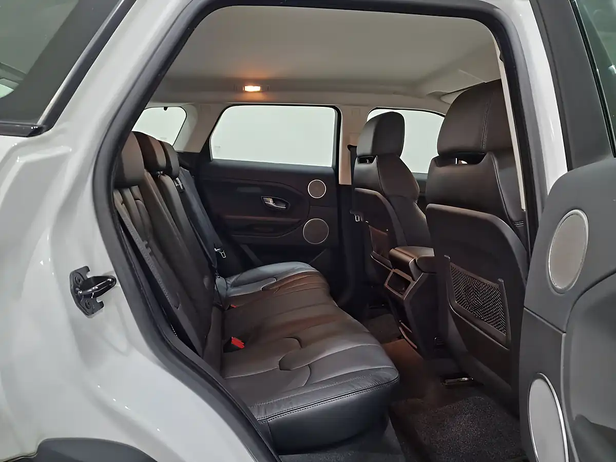 Used 2013 Land Rover Range Rover Evoque Pure Tech White - Interior and Exterior details 13