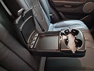 Used 2013 Land Rover Range Rover Evoque Pure Tech White - Interior and Exterior details 15