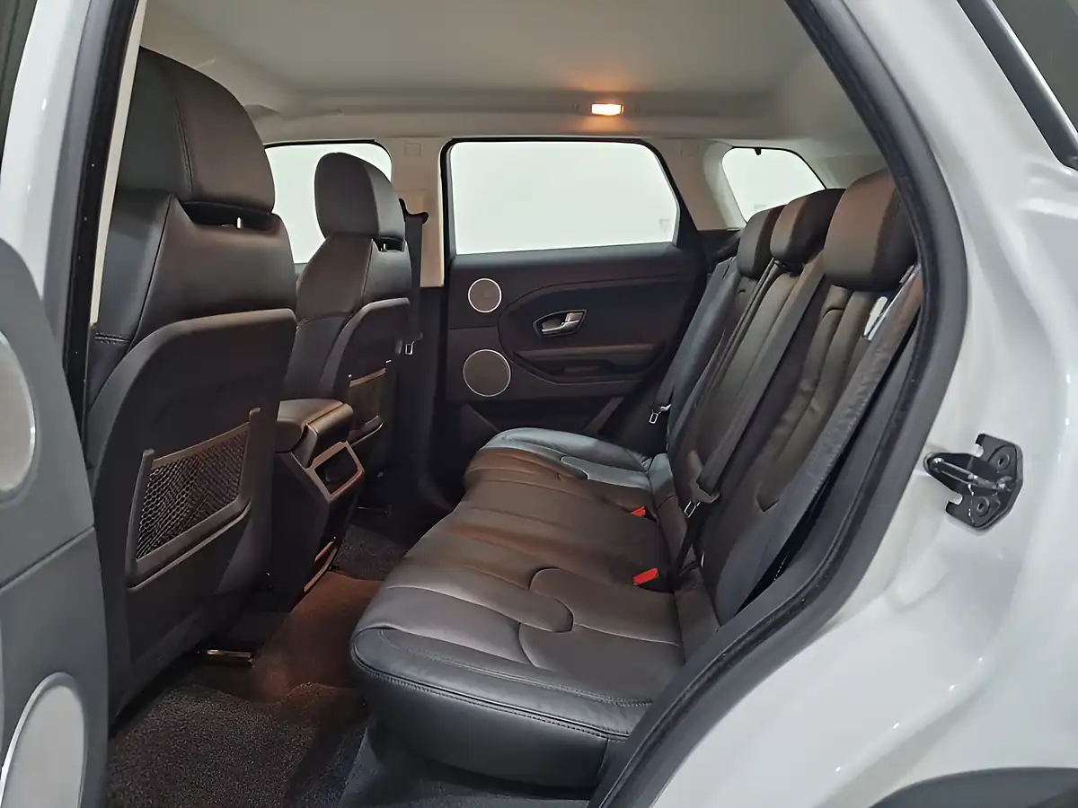 Used 2013 Land Rover Range Rover Evoque Pure Tech White - Interior and Exterior details 20