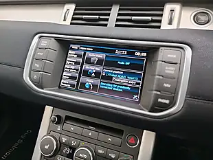 Used 2013 Land Rover Range Rover Evoque Pure Tech White - Interior and Exterior details 15