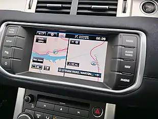 Used 2013 Land Rover Range Rover Evoque Pure Tech White - Interior and Exterior details 17