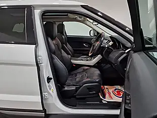 Used 2013 Land Rover Range Rover Evoque Pure Tech White - Interior and Exterior details 9