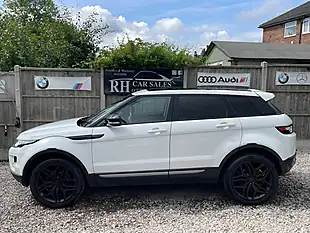 Used 2013 Land Rover Range Rover Evoque Pure White - Interior and Exterior details 10