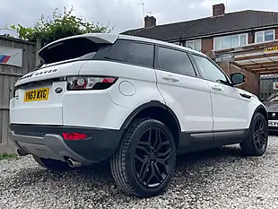 Used 2013 Land Rover Range Rover Evoque Pure White - Interior and Exterior details 12