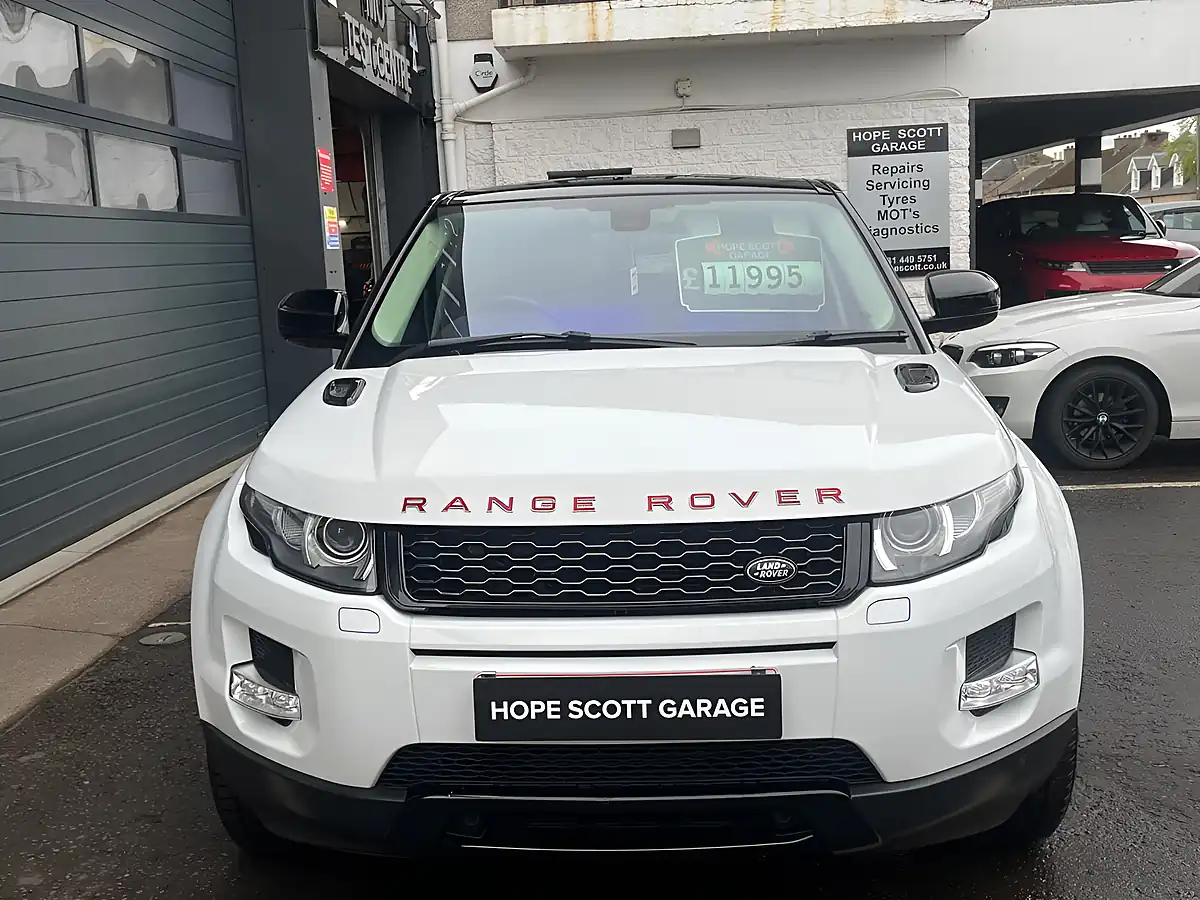 Used 2013 Land Rover Range Rover Evoque Pure White - Interior and Exterior details 3