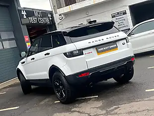 Used 2013 Land Rover Range Rover Evoque Pure White - Interior and Exterior details 8