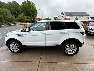 Used 2013 Land Rover Range Rover Evoque Pure White - Interior and Exterior details 6