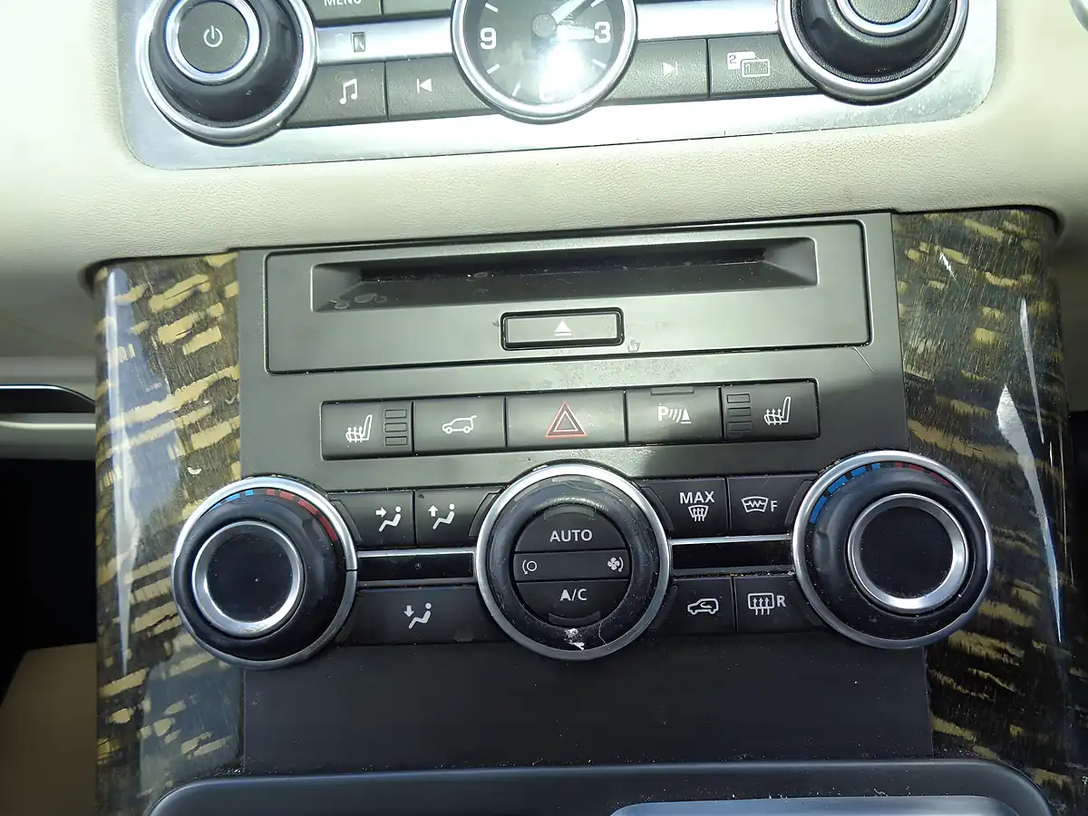 Used 2013 Land Rover Range Rover Sport Autobiography Sport Grey - Interior and Exterior details 17