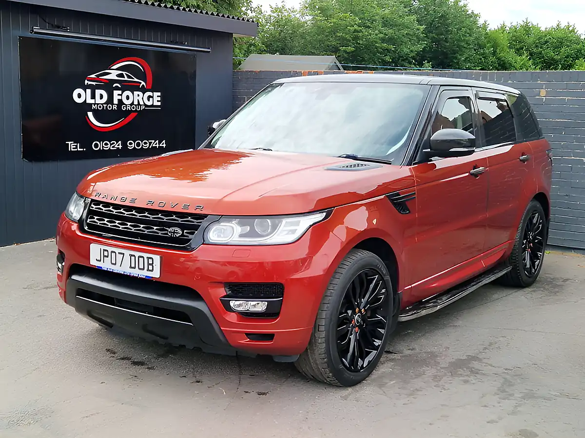 Used 2013 Land Rover Range Rover Sport Hse Red - Front View