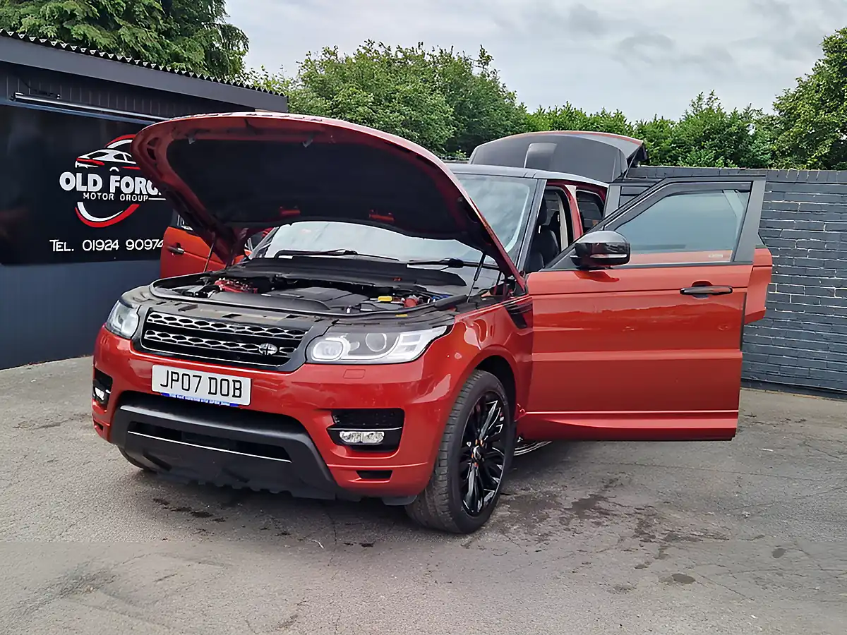 Used 2013 Land Rover Range Rover Sport Hse Red - Interior and Exterior details 10
