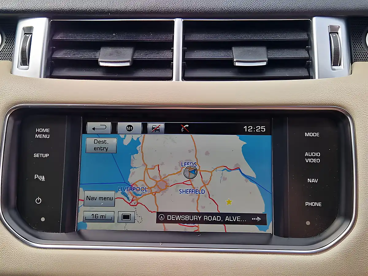 Used 2013 Land Rover Range Rover Sport Hse Red - Interior and Exterior details 13