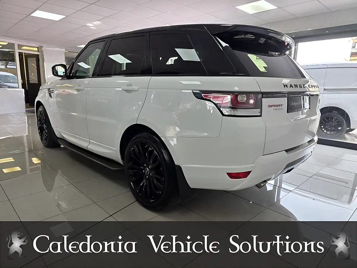 Used 2013 Land Rover Range Rover Sport Hse White - Interior and Exterior details 4