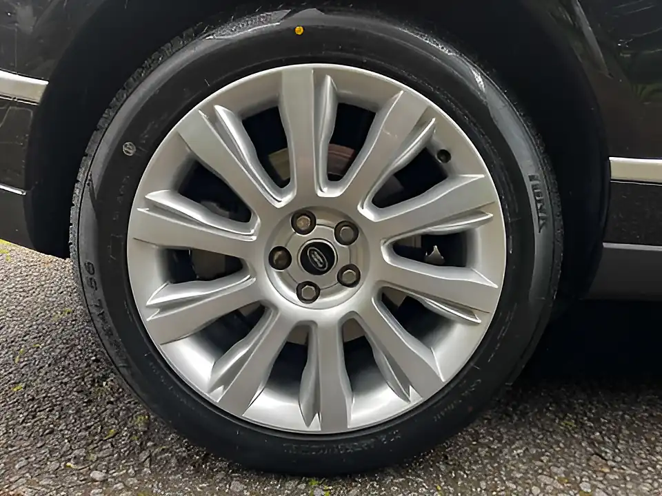 Used 2013 Land Rover Range Rover Vogue Black - Interior and Exterior details 10