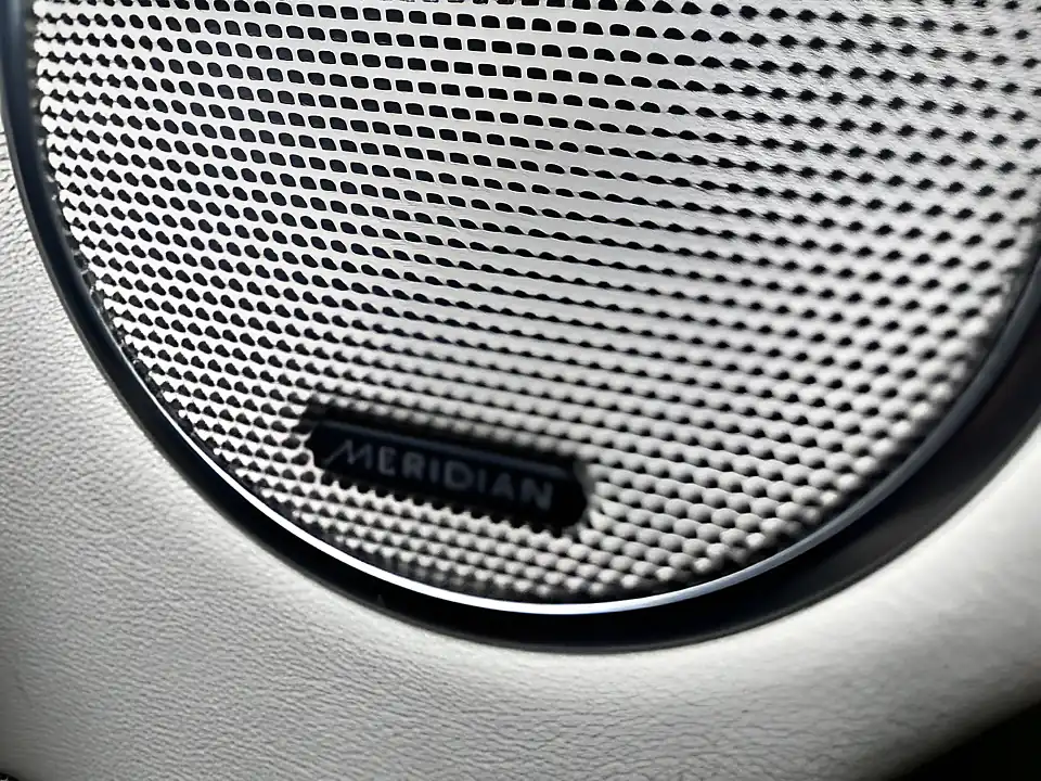 Used 2013 Land Rover Range Rover Vogue Black - Interior and Exterior details 16