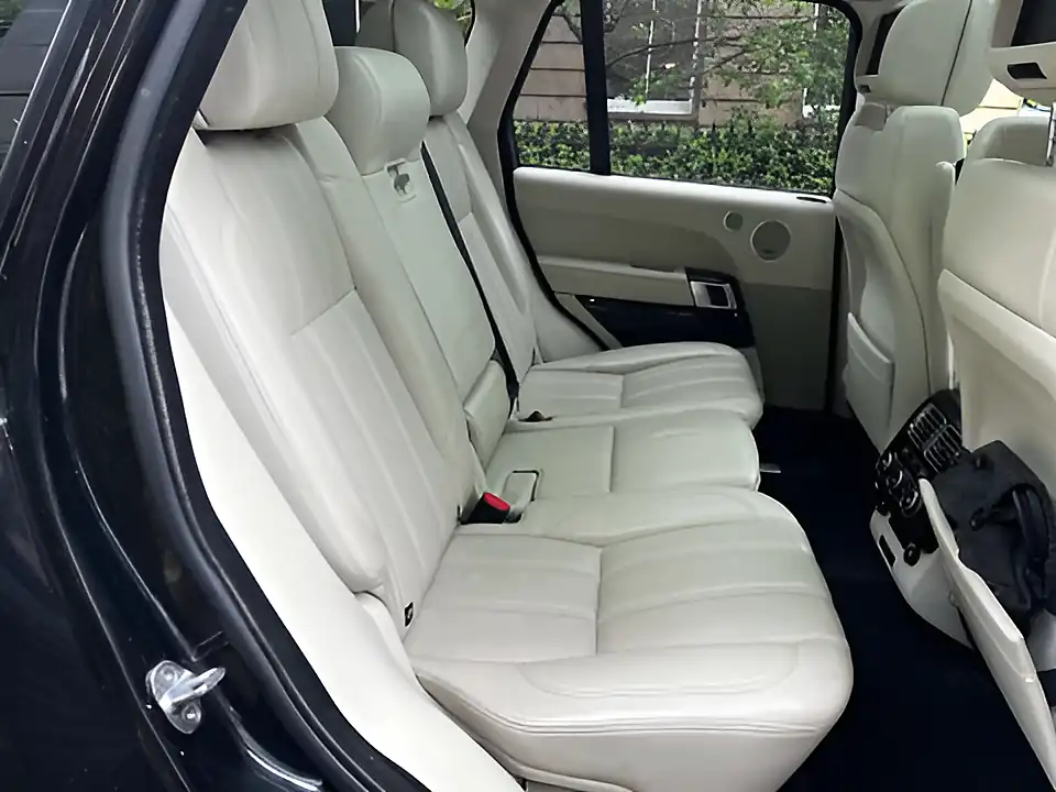 Used 2013 Land Rover Range Rover Vogue Black - Interior and Exterior details 20
