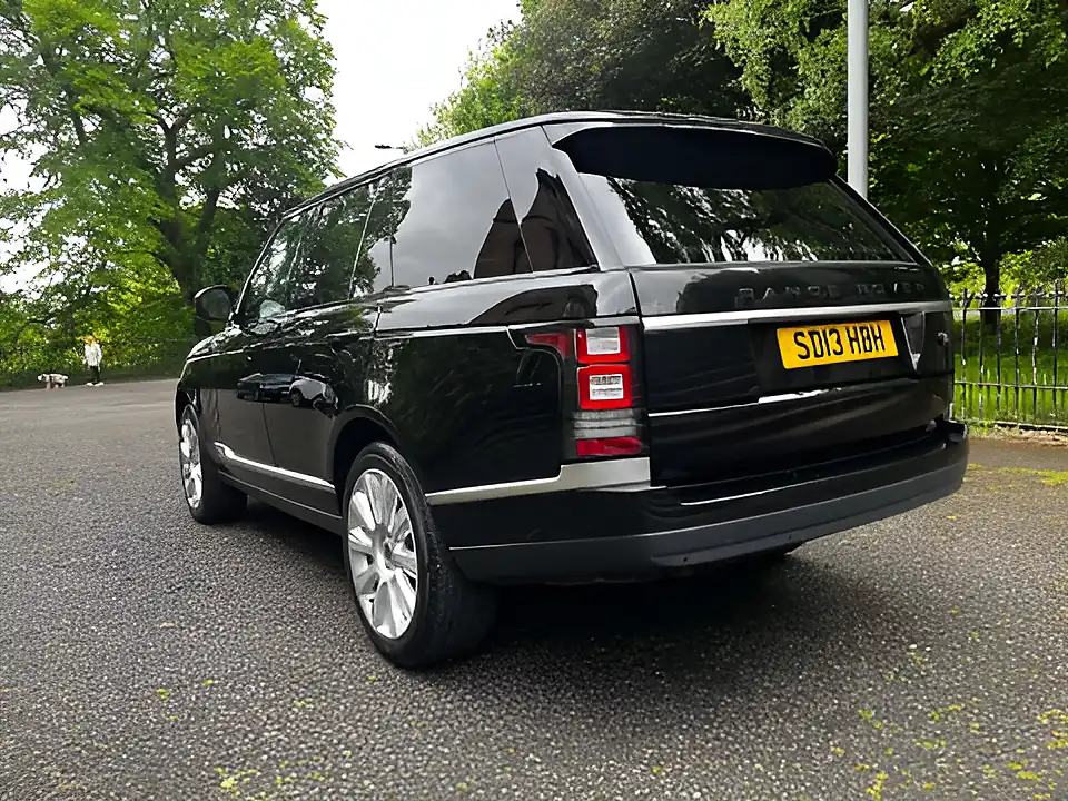 Used 2013 Land Rover Range Rover Vogue Black - Interior and Exterior details 3