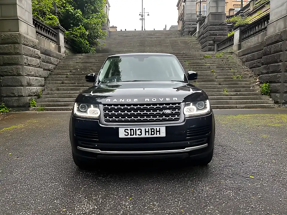 Used 2013 Land Rover Range Rover Vogue Black - Interior and Exterior details 4
