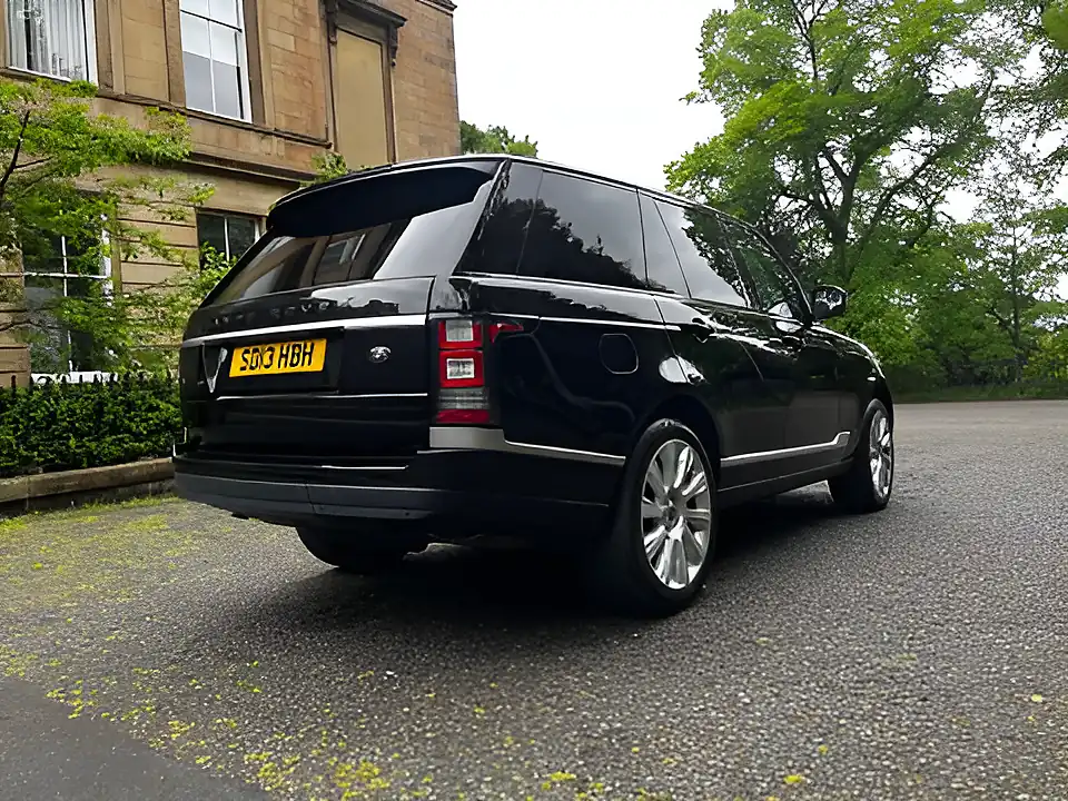 Used 2013 Land Rover Range Rover Vogue Black - Interior and Exterior details 7