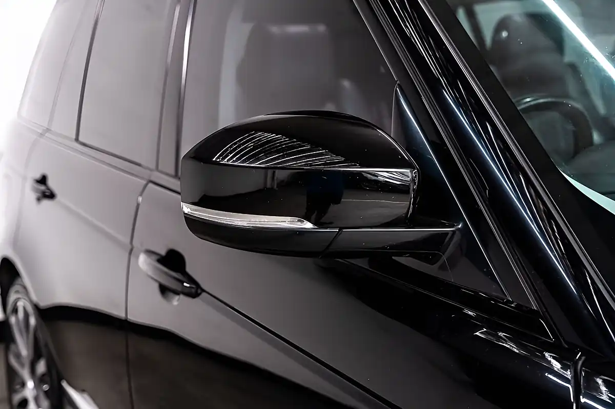 Used 2013 Land Rover Range Rover Vogue Black - Interior and Exterior details 16