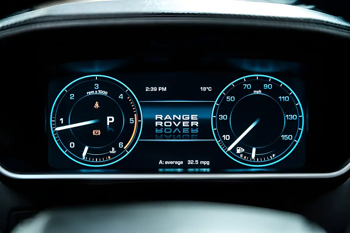 Used 2013 Land Rover Range Rover Vogue Black - Interior and Exterior details 9