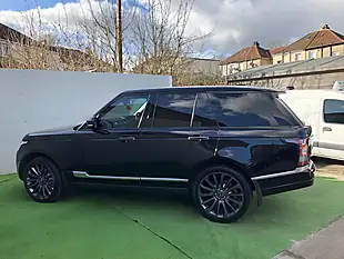 Used 2013 Land Rover Range Rover Vogue Se Black - Interior and Exterior details 10