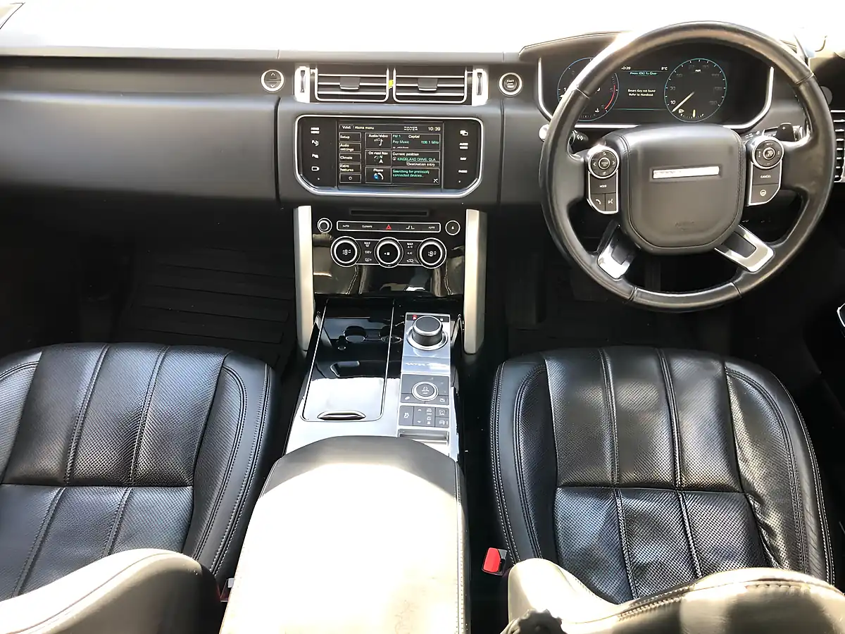Used 2013 Land Rover Range Rover Vogue Se Black - Interior and Exterior details 12