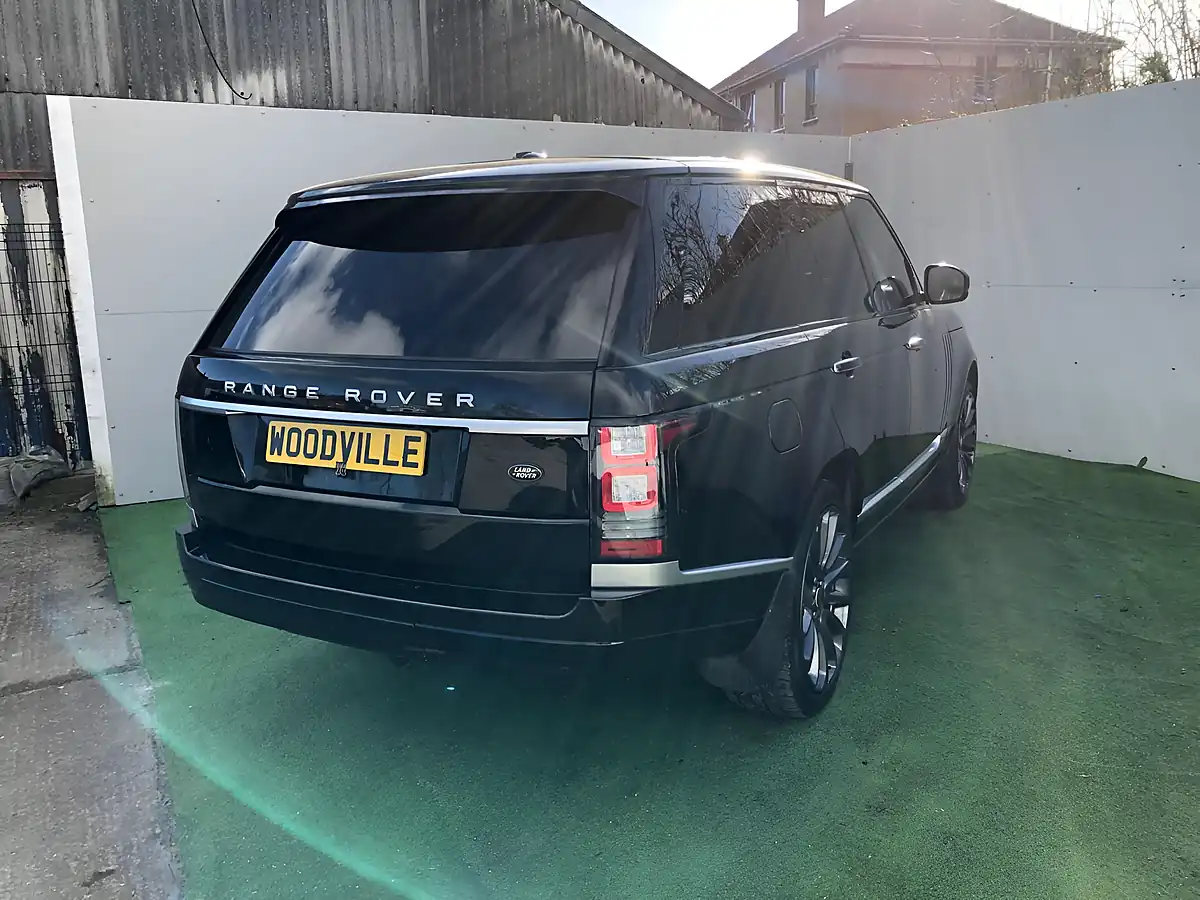 Used 2013 Land Rover Range Rover Vogue Se Black - Interior and Exterior details 8