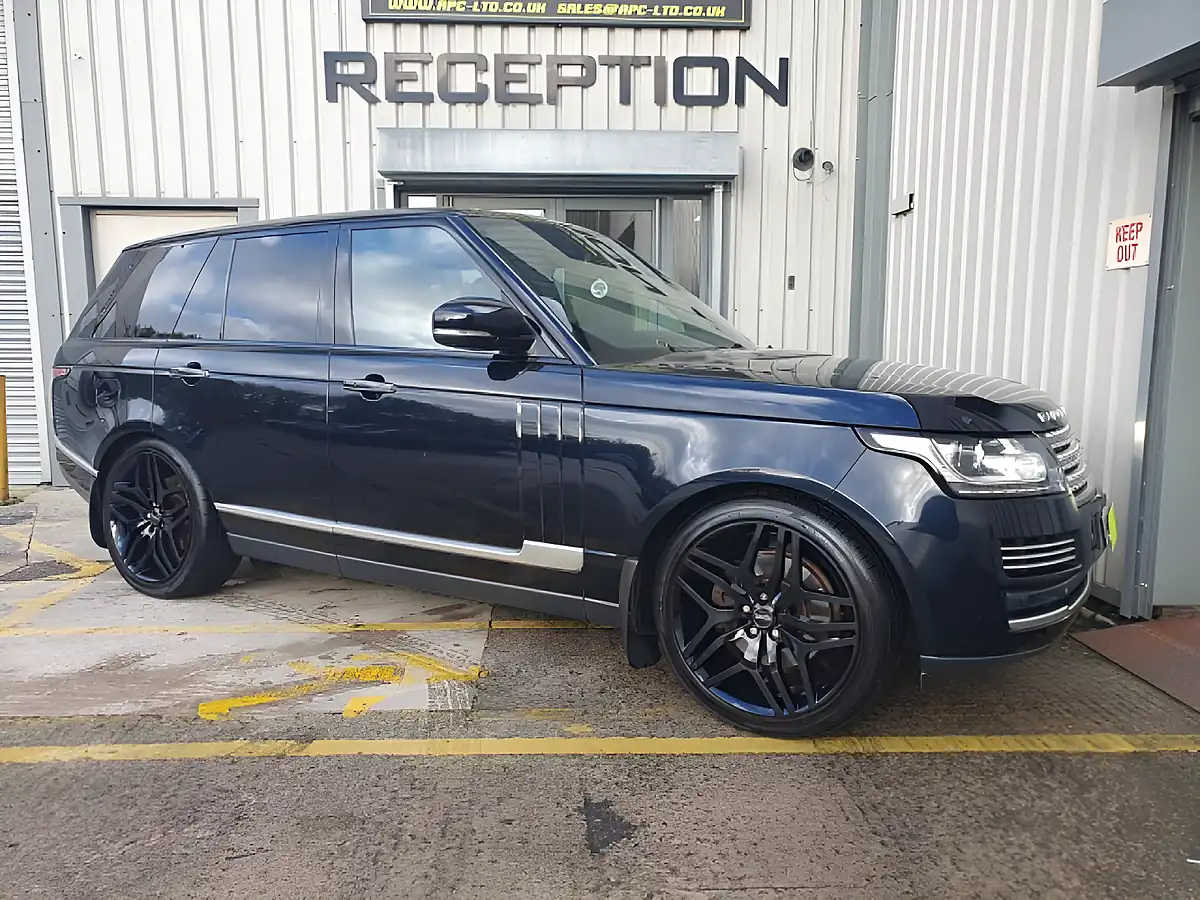 Used 2013 Land Rover Range Rover Vogue Se Black - Interior and Exterior details 2