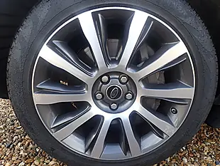 Used 2013 Land Rover Range Rover Vogue Se Grey - Interior and Exterior details 20