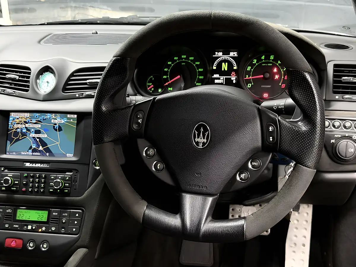 Used 2013 Maserati Granturismo Mc Stradale Grey - Interior and Exterior details 20