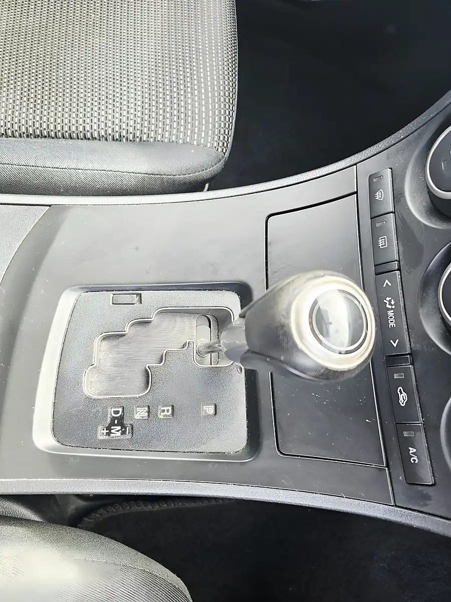 Used 2013 Mazda 3 Tamura Silver - Interior and Exterior details 10