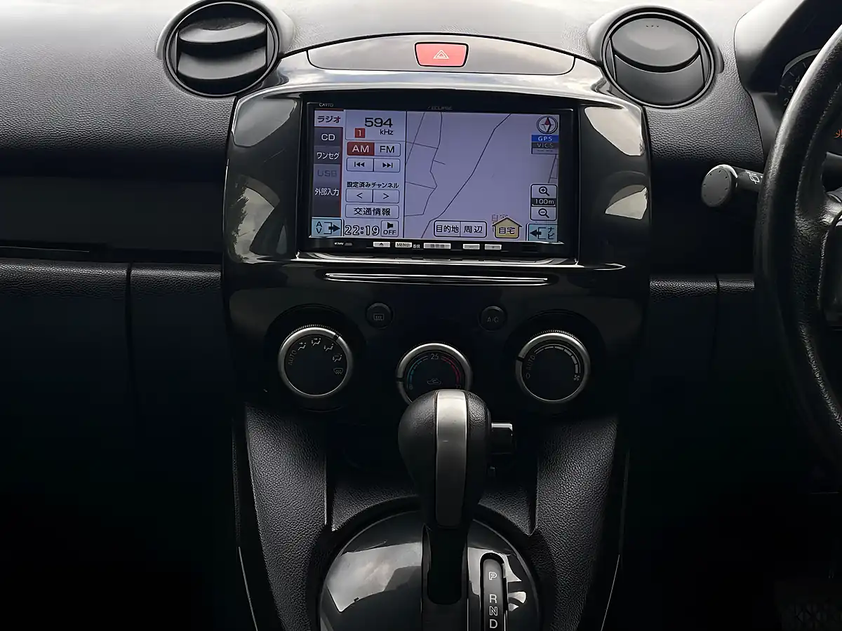 Used 2013 Mazda Mazda2 Grey - Interior and Exterior details 17
