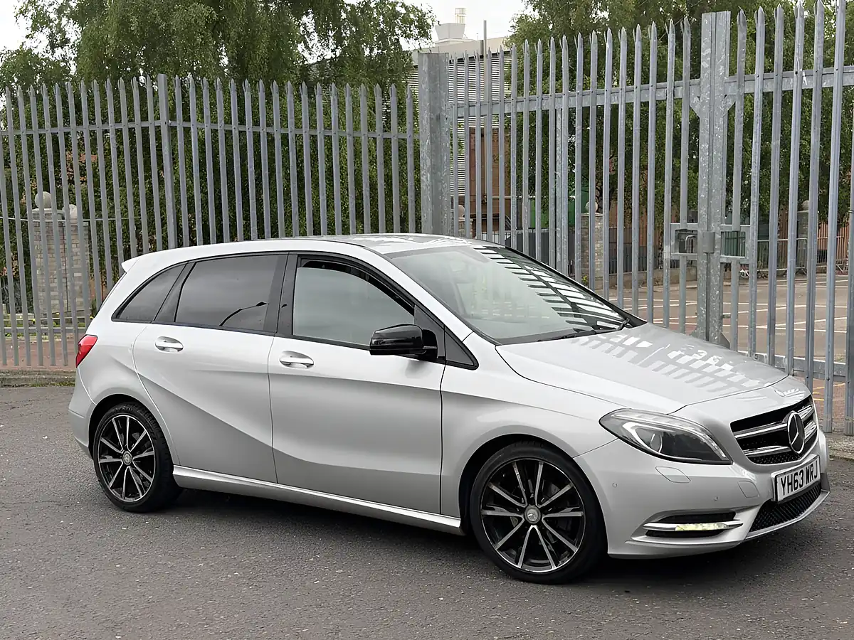 Used 2013 Mercedes b180 Sport Silver - Interior and Exterior details 2