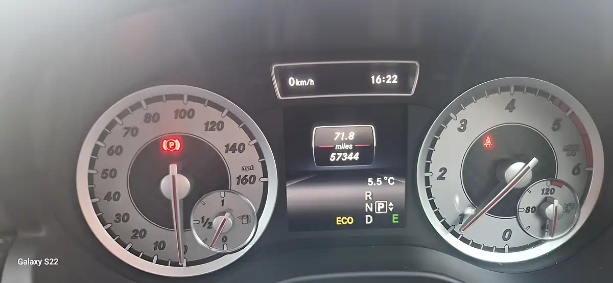 Used 2013 Mercedes-Benz a-Class AMG Sport White - Interior and Exterior details 6