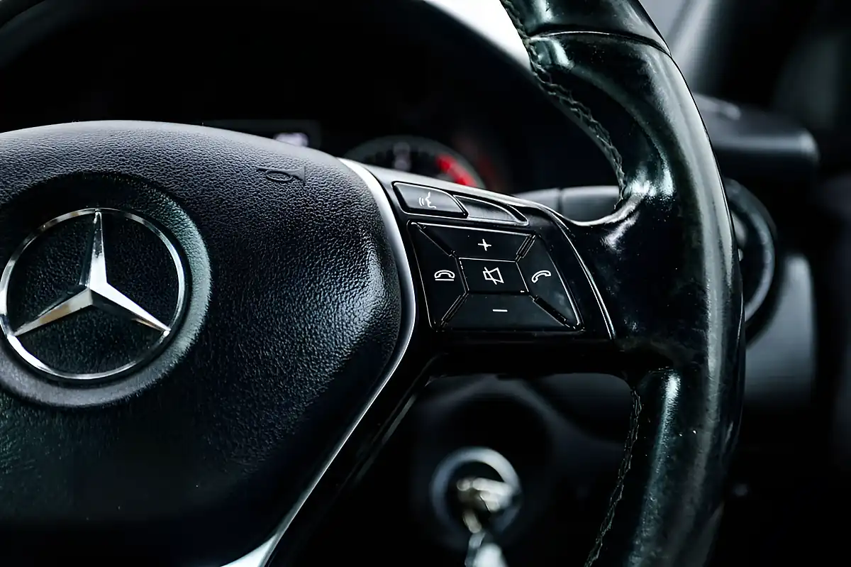 Used 2013 Mercedes-Benz a Class Se Red - Interior and Exterior details 16