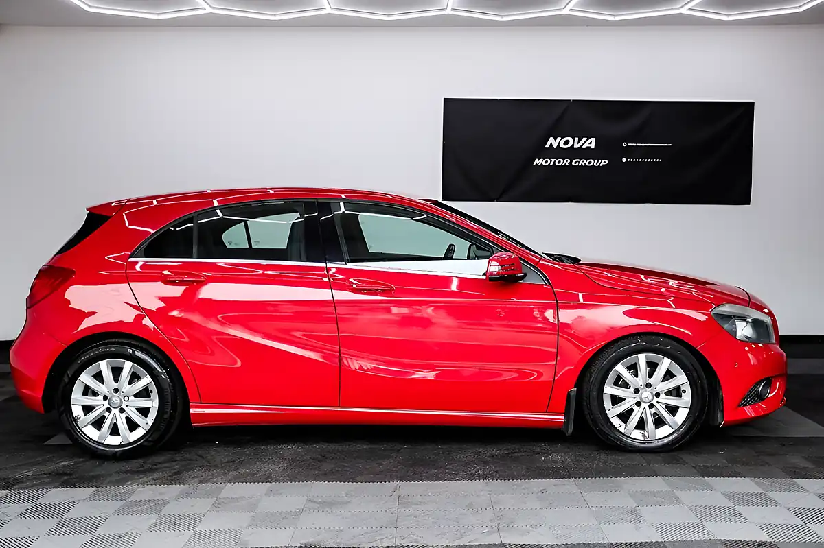 Used 2013 Mercedes-Benz a Class Se Red - Interior and Exterior details 5