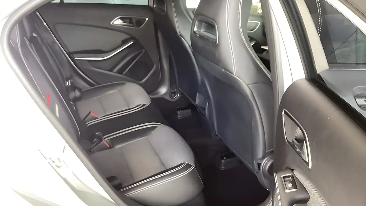 Used 2013 Mercedes-Benz a Class Se Silver - Interior and Exterior details 16