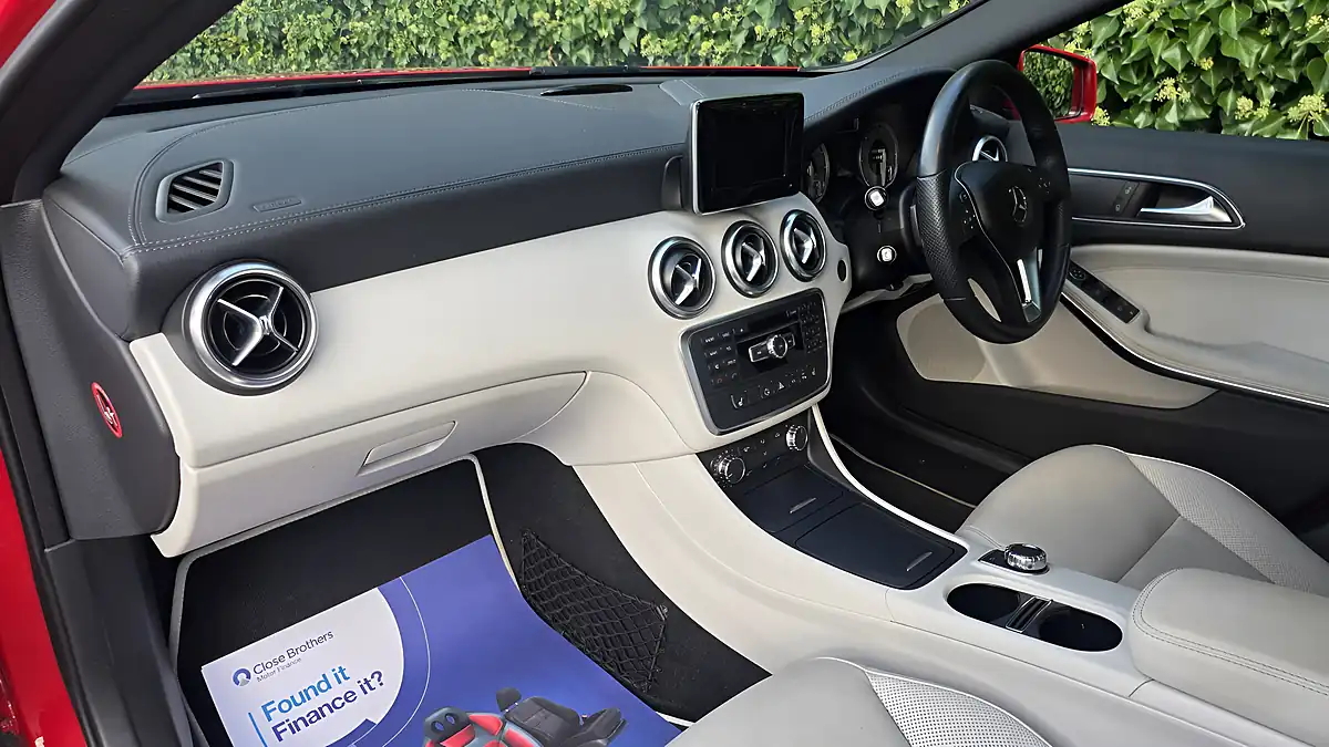 Used 2013 Mercedes-Benz a-Class Sport Red - Interior and Exterior details 12