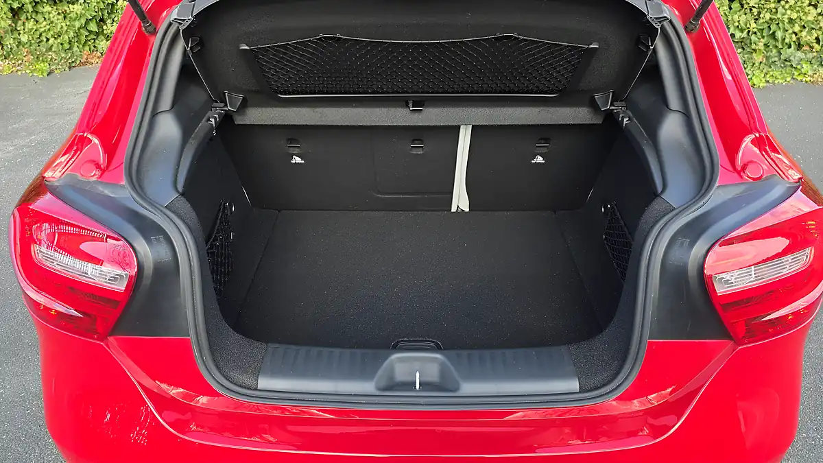 Used 2013 Mercedes-Benz a-Class Sport Red - Interior and Exterior details 20